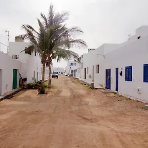 https://la-graciosa-i.in-canary-islands.com